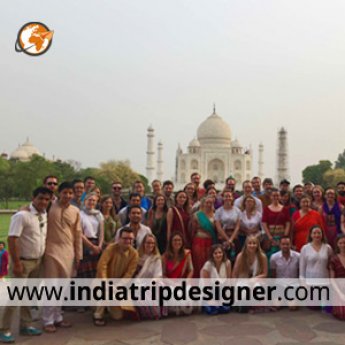 From Delhi: Same Day Agra Tour by Car | Agra Same Day Tour By Car With Driver